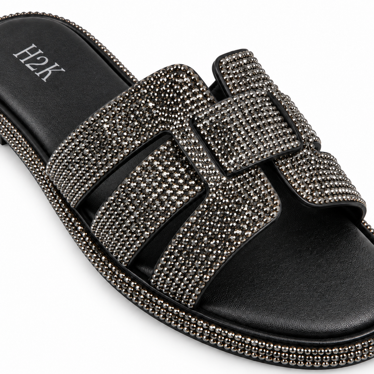 H2K Flex rhinestone H upper and buckle detail